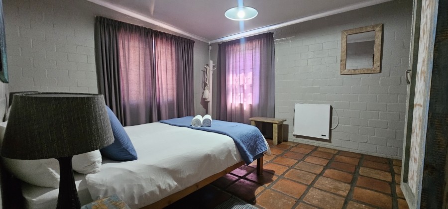 7 Bedroom Property for Sale in Middedorp Western Cape